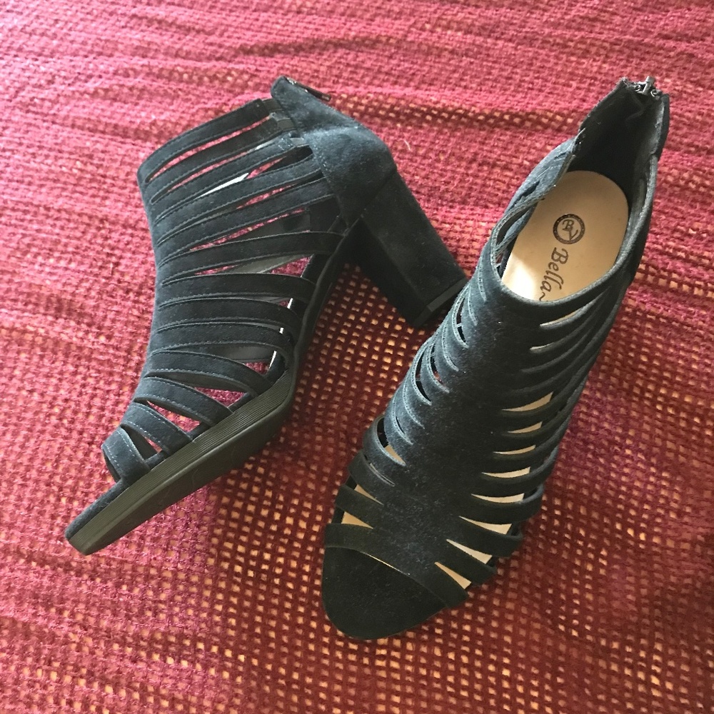 Bella Vita / strappy gladiator heeled sandals / size 10
